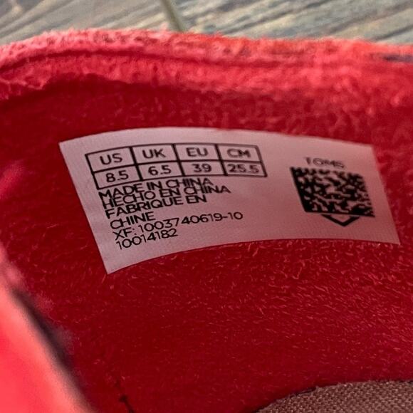 TOMS Red Julie Flats Pointed Toe Suede size 8.5 wide - Picture 5 of 8